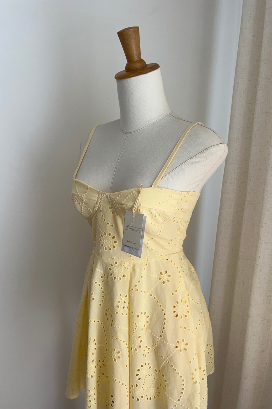 Vestido Mini Ojalillo Princesa