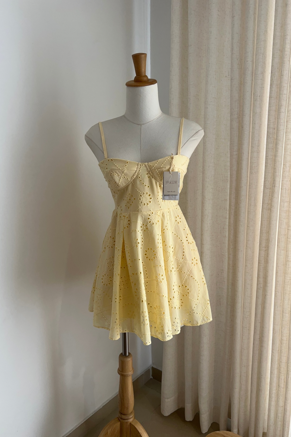 Vestido Mini Ojalillo Princesa